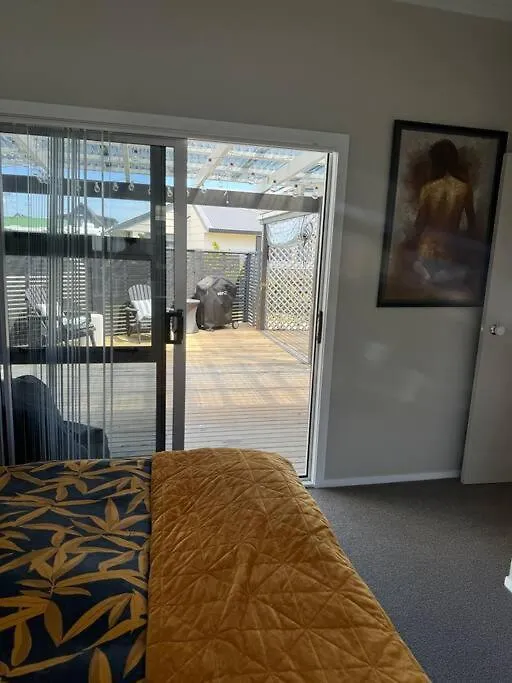 Ultimate Family Holiday - Pet Friendly! Papamoa Holiday home